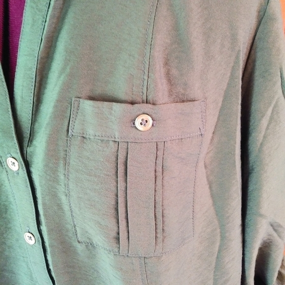 Dress Barn Rayon Nylon Blend Hilo Blouse - Picture 4 of 9